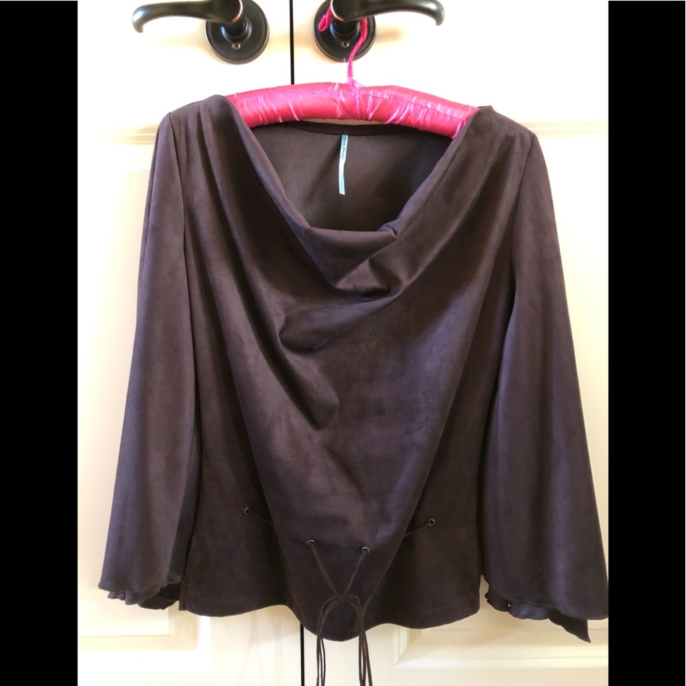 Hot sauce chocolate brown ultra suede sweater M